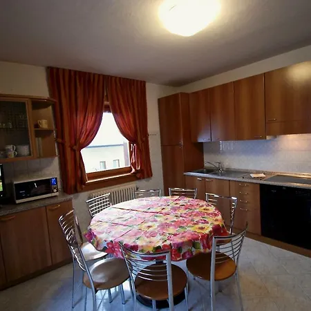 Apartment Sport 3000 *